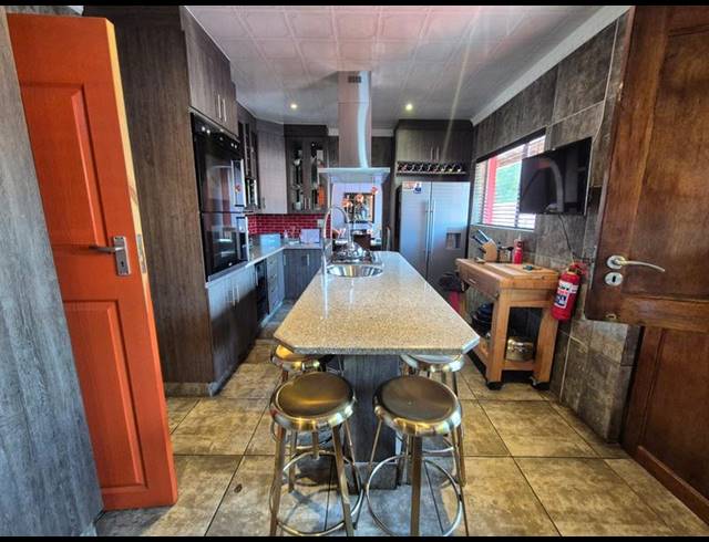 4 BEDROOM HOUSE FOR SALE IN BRACKENDOWNS